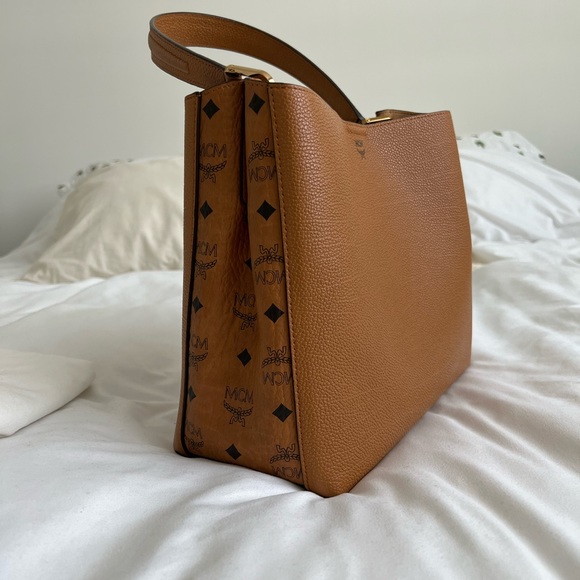 MCM sarah visetos hobo - Picture 5 of 16